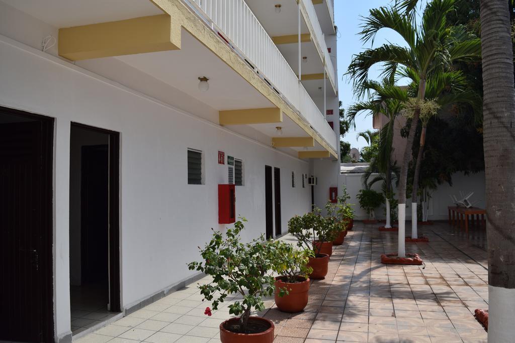 Hotel Lb Manzanillo Dış mekan fotoğraf